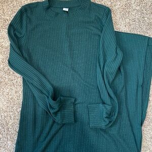 Green Ribbed Long Sleeve Dress w/ slits- Dark Green